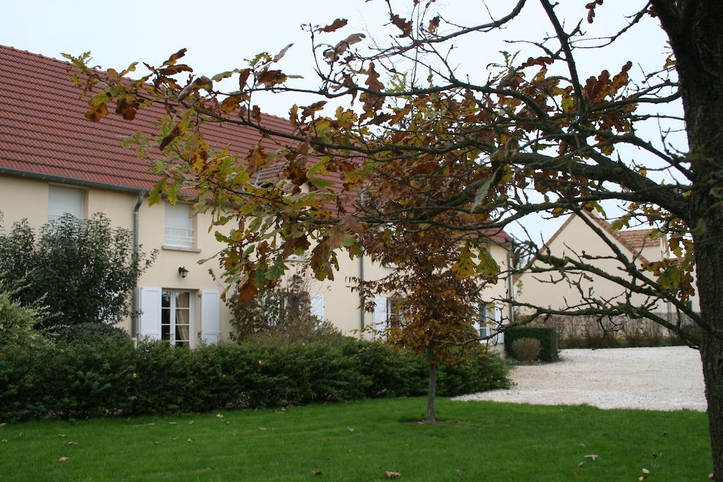 La Croix De La Jarrie Villa Châtres Exterior foto